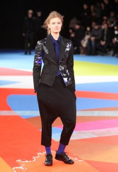 y-3-2