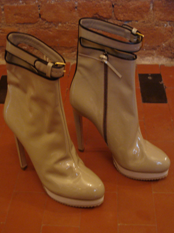 bota miumiu